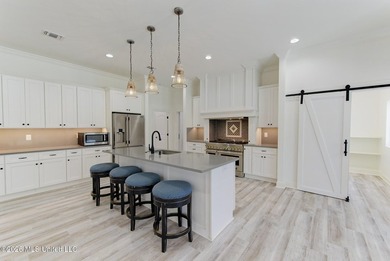 Exceptional newer construction in beautiful Glen Eagle offering - photo 12