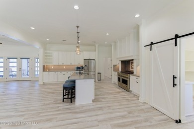 Exceptional newer construction in beautiful Glen Eagle offering - photo 13