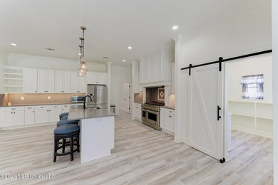Exceptional newer construction in beautiful Glen Eagle offering - photo 14