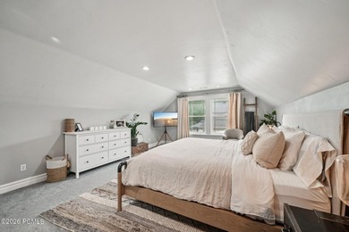 Spacious and well-located in the heart of Midway Valley, this - photo 24