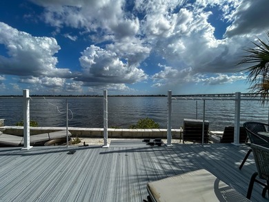 This glamorous waterfront home has been completely reimagined - photo 26