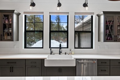 Nearly New Lake Arrowhead Lakes Course Home! Spectacular - photo 26