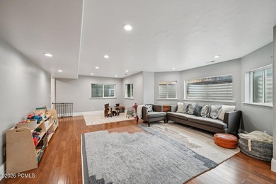 Spacious and well-located in the heart of Midway Valley, this - photo 34