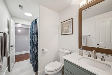 Spacious and well-located in the heart of Midway Valley, this - photo 37