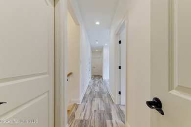 Exceptional newer construction in beautiful Glen Eagle offering - photo 47