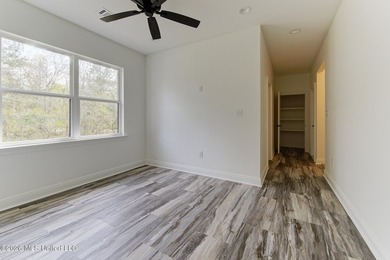 Exceptional newer construction in beautiful Glen Eagle offering - photo 48