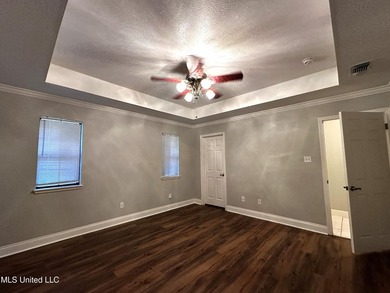 Nice one story home located on a cul de sac in a quiet area - photo 10