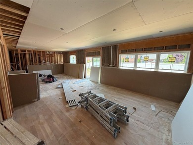 New Construction! Center Hall Colonial featuring: 5 Bedrooms, 2 - photo 10