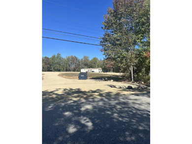 7 pad mobile home park with and extra 1 acre lot for expansion - photo 3