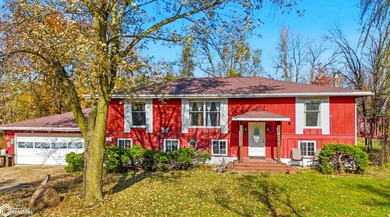 (private lake, pond, creek) Home For Sale in What Cheer Iowa