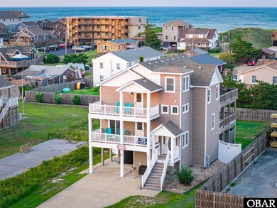 Custom-built in 2013, this 4bed/3.5bath home has TWO Ensuites - photo 3