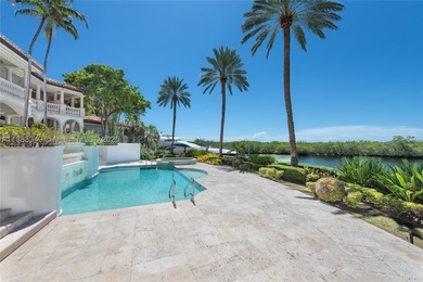 Private and prestigious waterfront estate featuring Panoramic - photo 21