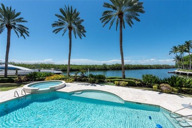 Private and prestigious waterfront estate featuring Panoramic - photo 22