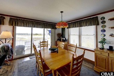 Amazing opportunity to secure this move in ready waterfront home - photo 22