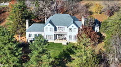 (private lake, pond, creek) Home For Sale in Fairfield Iowa