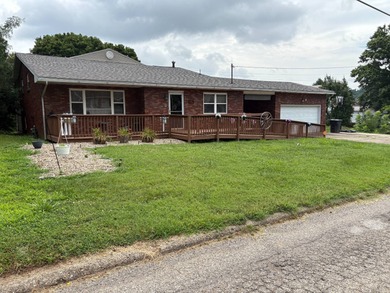 Ohio River Home For Sale in Belpre Ohio