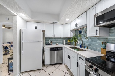 Immediate income potential! Spacious 3 Bed, 2 Bath, first-floor - photo 4