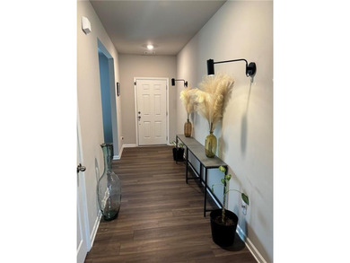 Welcome home to this beautiful, maintained brick home with a - photo 13