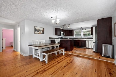 Tucked away on a private dead-end street, this stunning home - photo 17