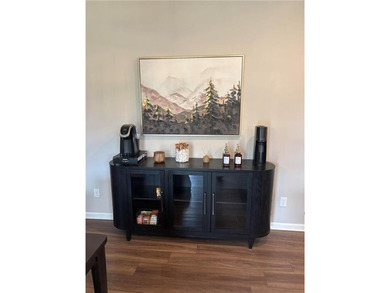 Welcome home to this beautiful, maintained brick home with a - photo 21