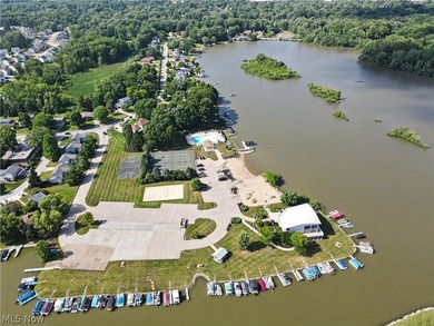 Welcome to 3854 Surfside Circle, a beautifully maintained - photo 35