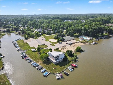 Welcome to 3854 Surfside Circle, a beautifully maintained - photo 42