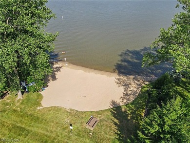 Welcome to 3854 Surfside Circle, a beautifully maintained - photo 46