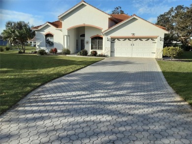 (private lake, pond, creek) Home For Sale in Sarasota Florida