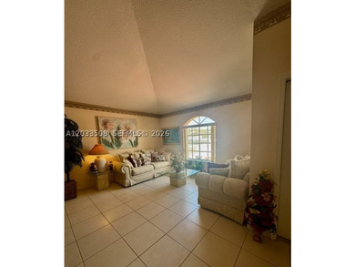BEAUTIFULLY MAINTAINED 3-BEDROOM, 2-BATH HOME LOCATED IN - photo 5