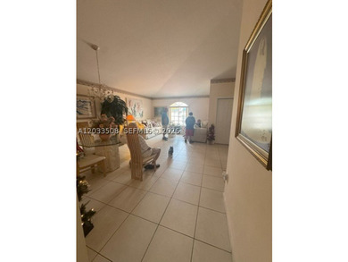 BEAUTIFULLY MAINTAINED 3-BEDROOM, 2-BATH HOME LOCATED IN - photo 6