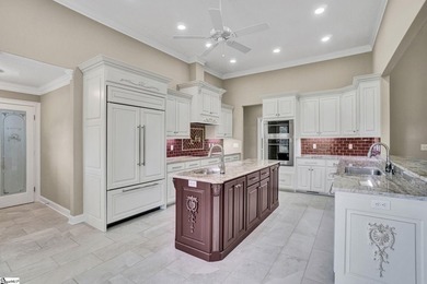 Welcome to 217 Saint Andrews Blvd, a stunning custom home - photo 12