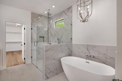 Welcome to this gorgeous 4-bedroom, 3.5-bath home perfectly - photo 21