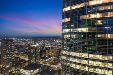Perched on the 50th floor, this spectacular residence showcases - photo 31