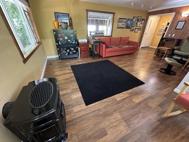 Big Wood River Home Sale Pending in Bellevue Idaho