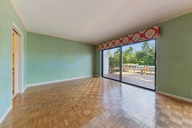 This is a boater's delight. This 3 bedroom, 2 1/2 bath, 2 level - photo 4