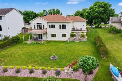 **Beautiful Lake Front Home on Lake Orono** Nestled on a quiet - photo 31