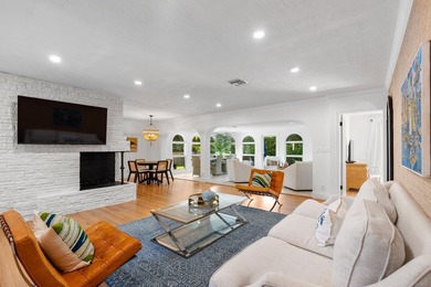 ABSOLUTELY GORGEOUS WATERFRONT SINGLE-FAMILY HOME | PRESTIGIOUS - photo 8