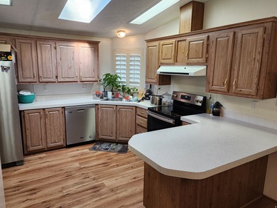 This home is set to impress! Big! Central A/C! This home - photo 2
