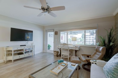 Enjoy spectacular intracoastal water views! This Beautifully - photo 16