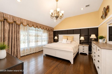 Welcome to 7 Bogota St - Beautiful legal 2 family detached - photo 16
