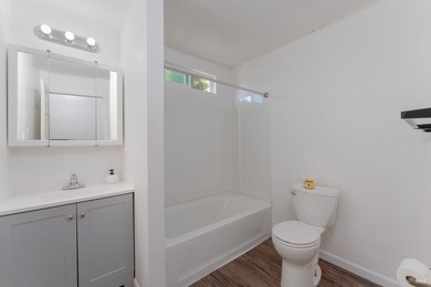 Updated 3 bed, 2 bath home offering approximately 1,400 sq ft on - photo 20