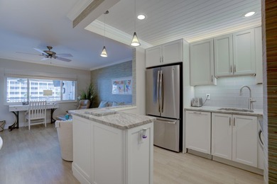 Enjoy spectacular intracoastal water views! This Beautifully - photo 23