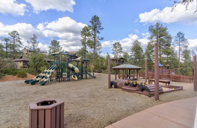 Experience all four seasons in this stunning mountain town with - photo 24