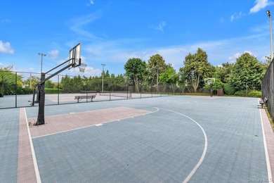 Experience the lifestyle and convenience of Oceanside Cove! This - photo 25