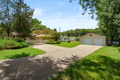 Welcome to Sister Lakes, where lake living and year round - photo 28