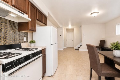 Welcome to 7 Bogota St - Beautiful legal 2 family detached - photo 28
