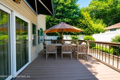 Welcome to 7 Bogota St - Beautiful legal 2 family detached - photo 32