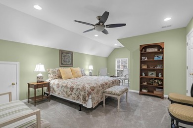 Brand New Roof! Must see this perfectly positioned in the heart - photo 33