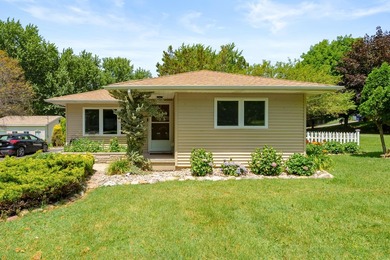 Welcome to Sister Lakes, where lake living and year round - photo 34