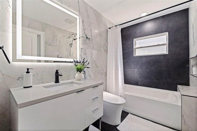 Welcome to this amazing waterfront home featuring 3 bedrooms, 2 - photo 35